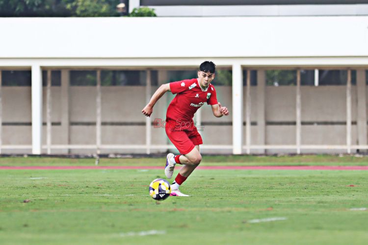 John Herdman Dorong Mathew Baker Tingkatkan Performa demi Masa Depan Cerah Bersama Timnas Indonesia
